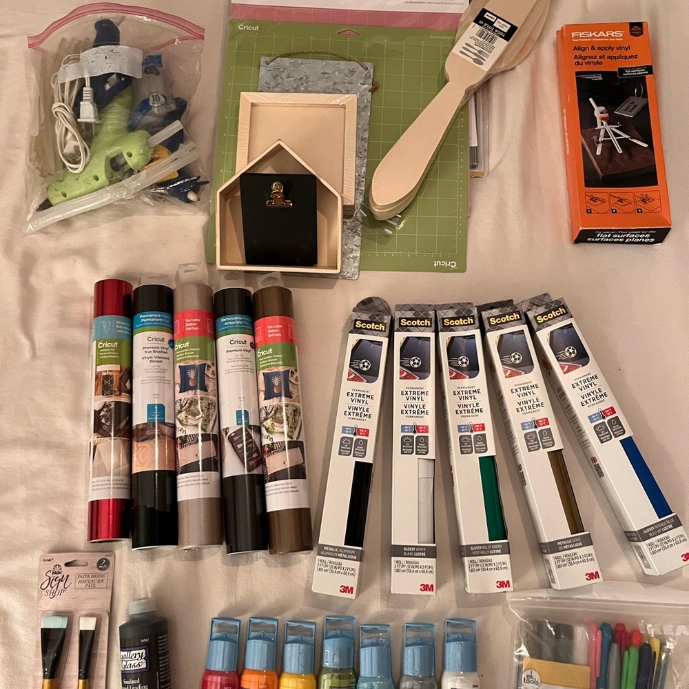 Cricut supplies amd accessories for Cricut machine